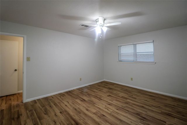 2213 Shady Brook Drive, Bedford, TX 76021