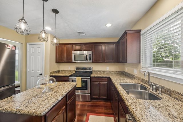 14403 Chestnut Falls Drive, Cypress, TX 77433