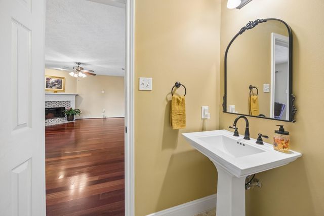 14403 Chestnut Falls Drive, Cypress, TX 77433