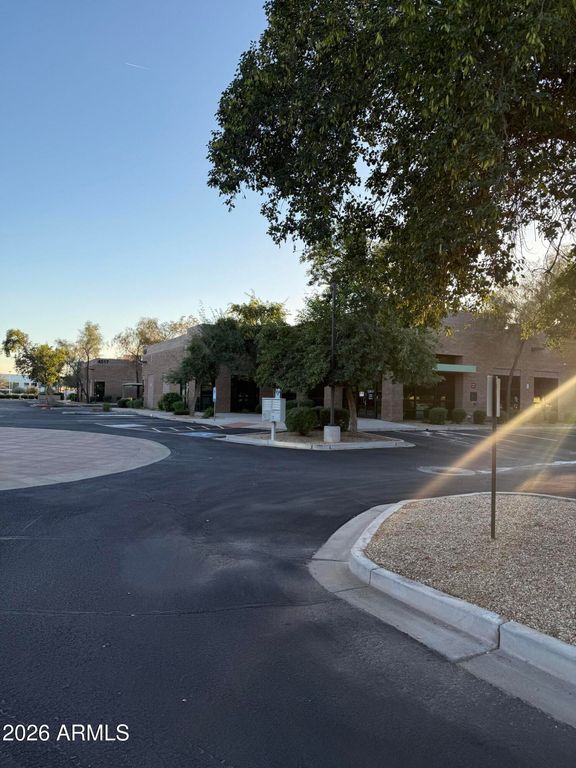 4505 E BROADWAY Road, Phoenix, AZ 85040 — photo 5