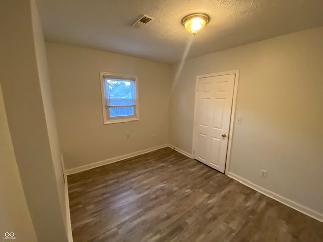 410 N 20th Avenue, Beech Grove, IN 46107