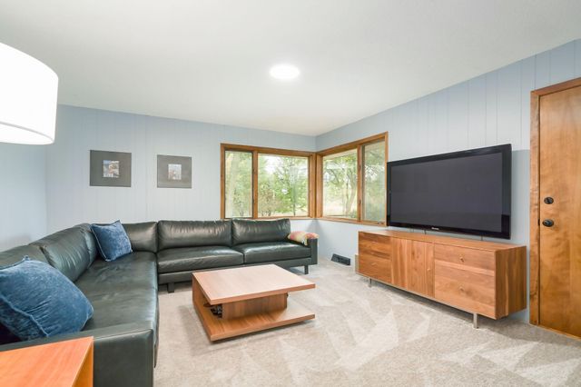 3917 Eckberg Drive, Brooklyn Center, MN 55429