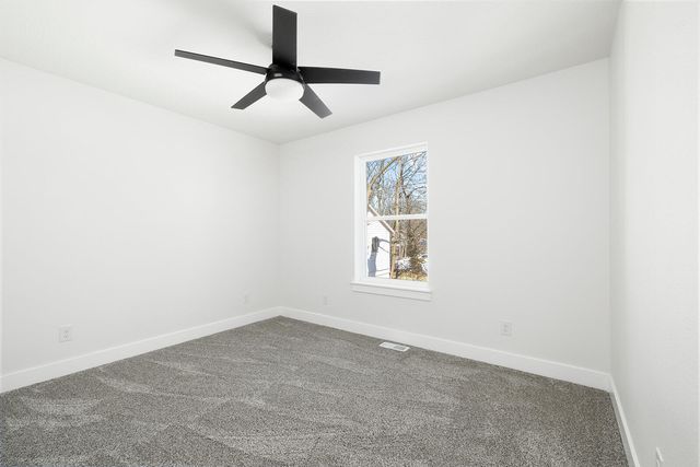 1309 E Blaine Street, Springfield, MO 65803