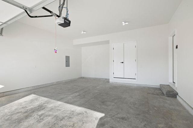 1309 E Blaine Street, Springfield, MO 65803