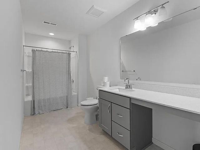 5898 Urbandale Court N, Plymouth, MN 55446