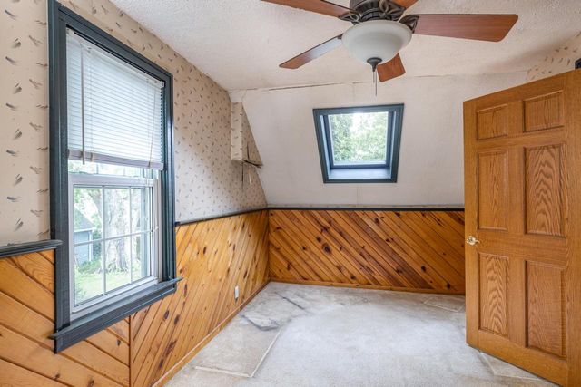 213 W PARKWAY BOULEVARD, Appleton, WI 54911