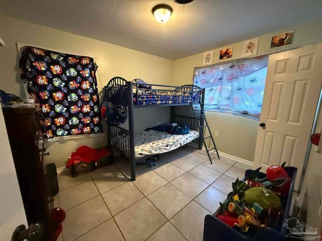 6480 Cypress St, Milton, FL 32570