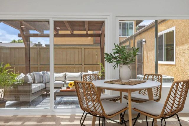 10539 Caminito Glenellen, San Diego, CA 92126