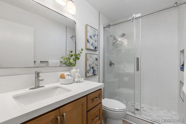 10539 Caminito Glenellen, San Diego, CA 92126