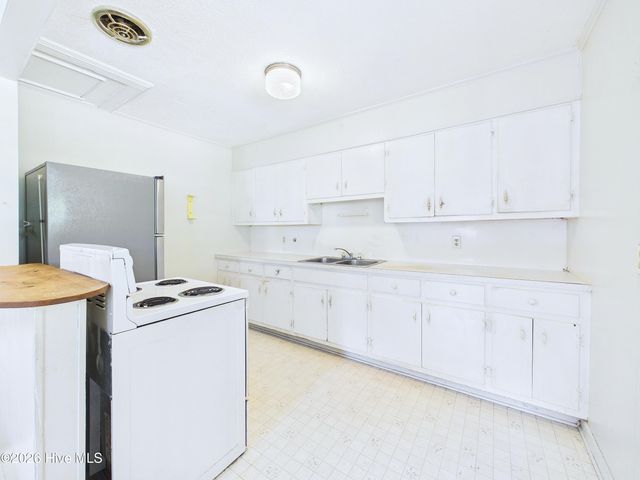 425 Norton Street, Oak Island, NC 28465