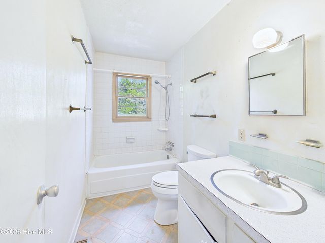 425 Norton Street, Oak Island, NC 28465