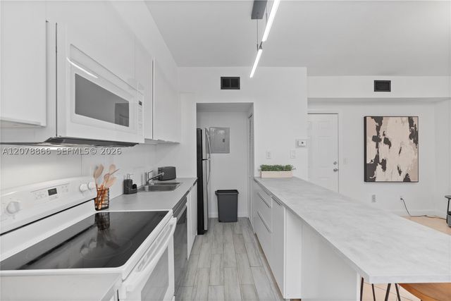 1559 Michigan Ave 102, Miami Beach, FL 33139