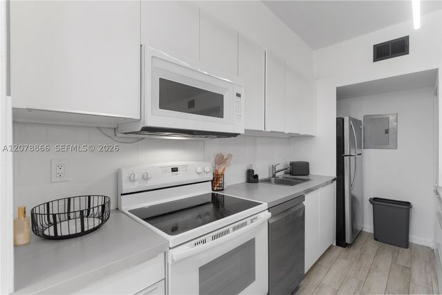 1559 Michigan Ave 102, Miami Beach, FL 33139