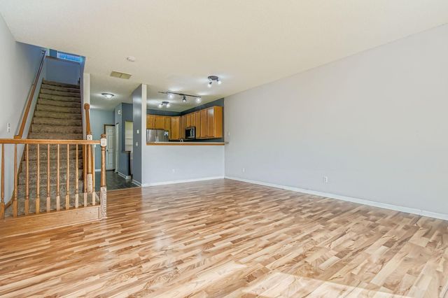 728 Cobblestone Way, Shakopee, MN 55379