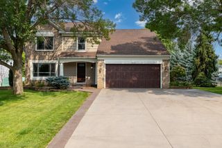 17428 Horseshoe Way, Lakeville, MN 55044