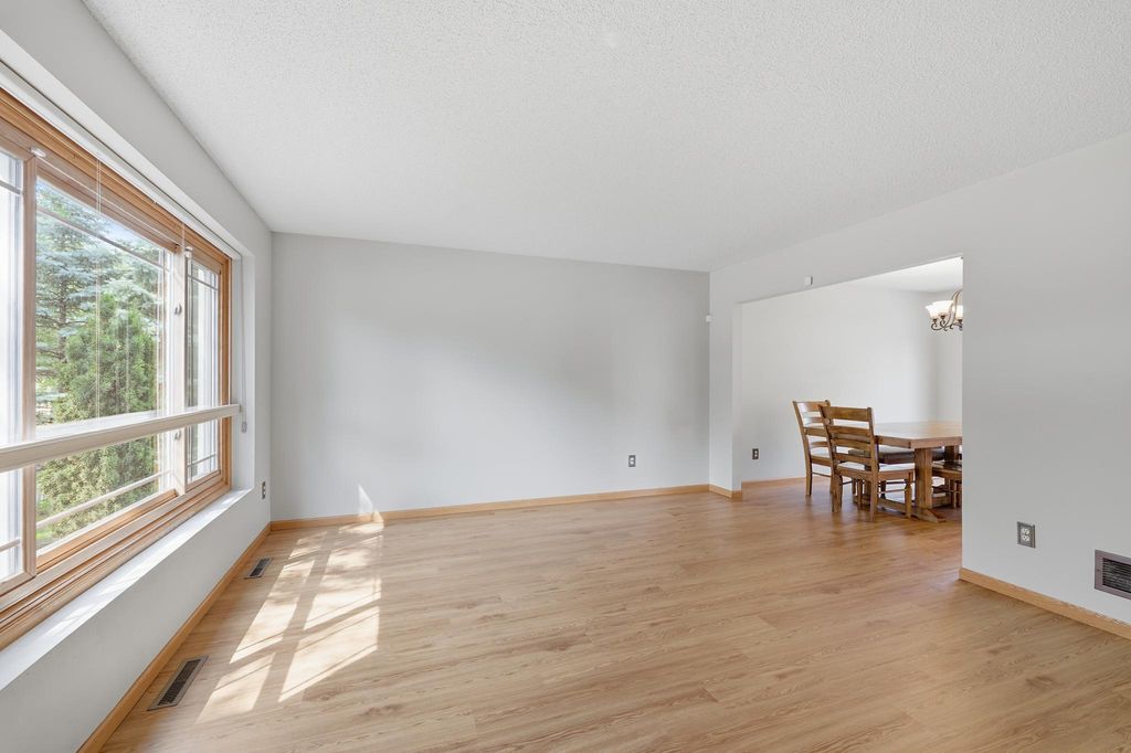17428 Horseshoe Way, Lakeville, MN 55044 — photo 3