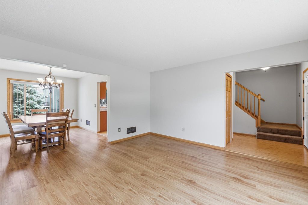 17428 Horseshoe Way, Lakeville, MN 55044 — photo 4