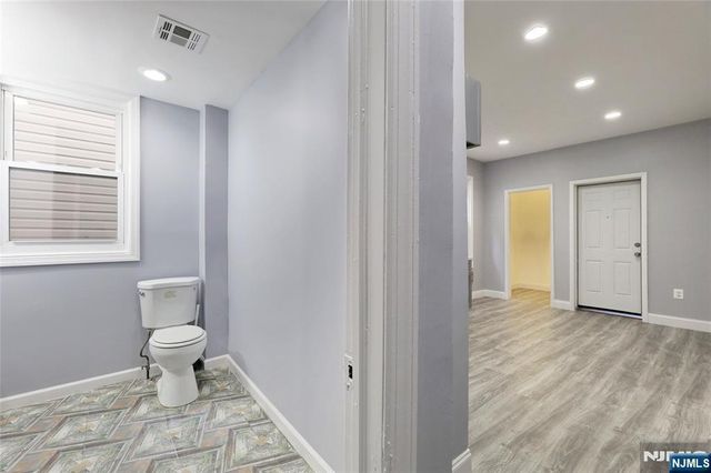 119 Ridgewood Avenue, Newark, NJ 07108