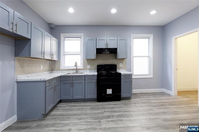 119 Ridgewood Avenue, Newark, NJ 07108