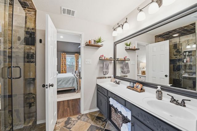 205 Benton Drive, Roanoke, TX 76262