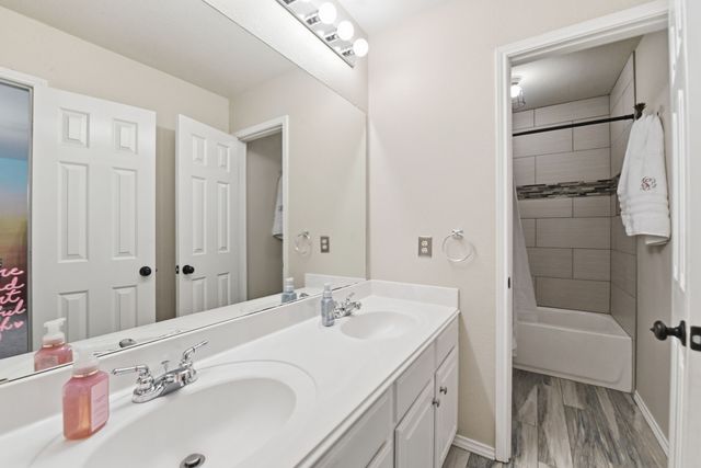 205 Benton Drive, Roanoke, TX 76262