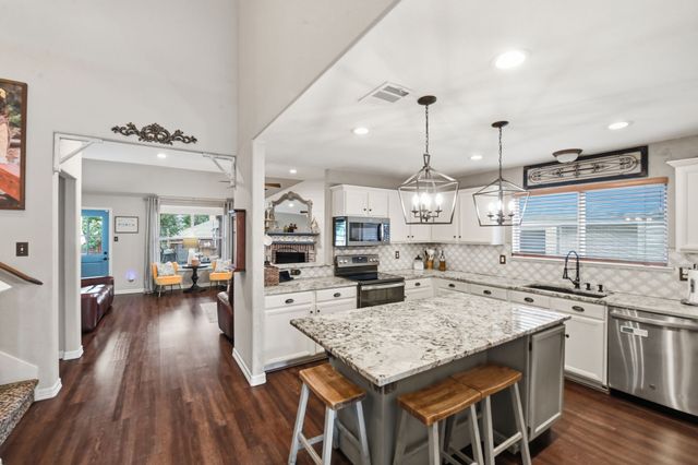 205 Benton Drive, Roanoke, TX 76262