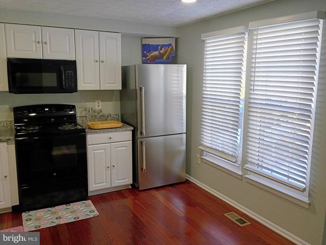 7445 ASPENPARK RD, Lorton, VA 22079