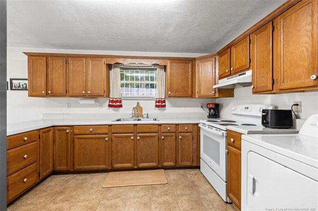 418 Jefferson Drive, Fayetteville, NC 28304
