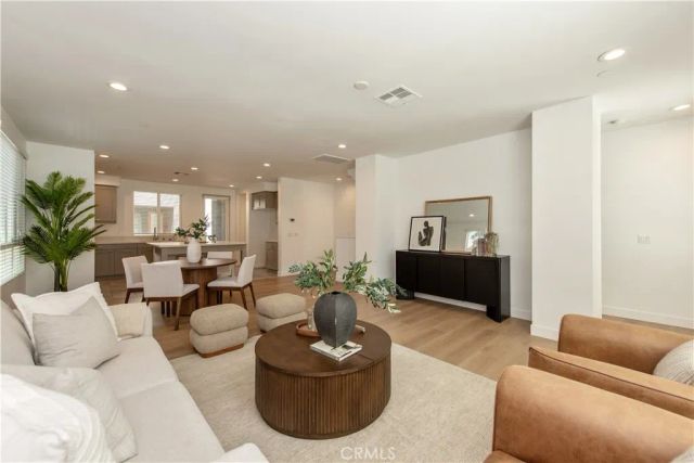 2870 N Glassell, Orange, CA 92865