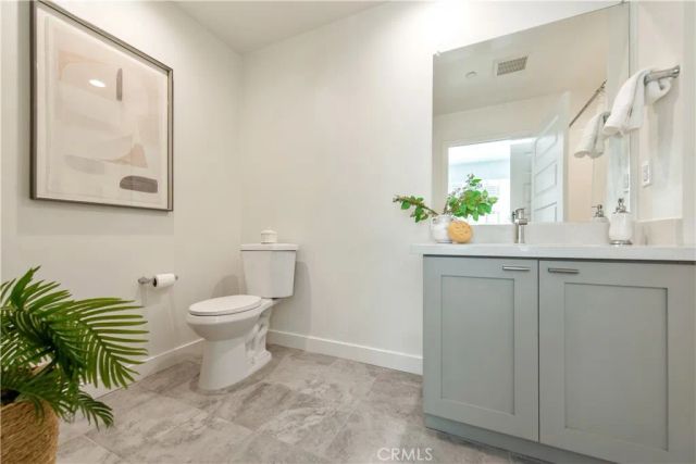 2870 N Glassell, Orange, CA 92865