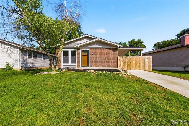 3005 Matlock Drive, Florissant, MO 63031