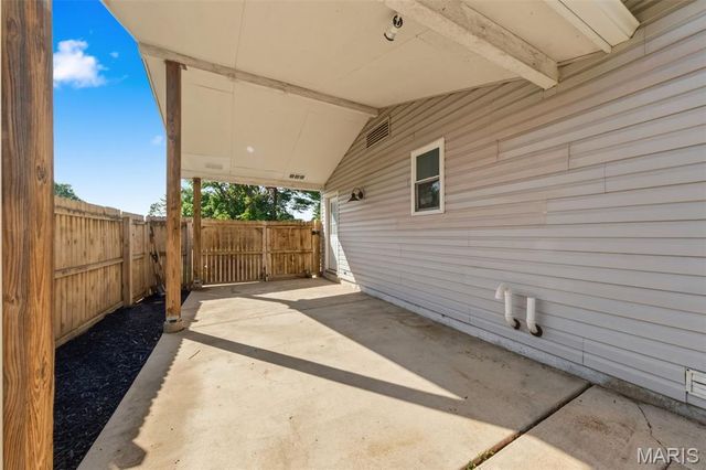 3005 Matlock Drive, Florissant, MO 63031