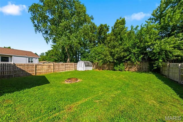 3005 Matlock Drive, Florissant, MO 63031