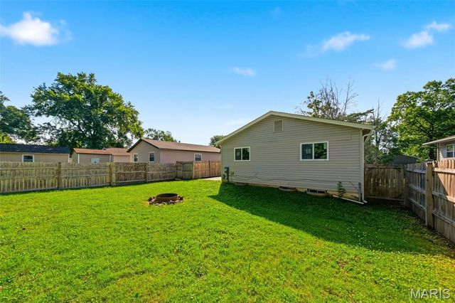 3005 Matlock Drive, Florissant, MO 63031