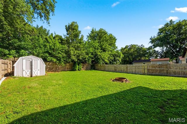 3005 Matlock Drive, Florissant, MO 63031
