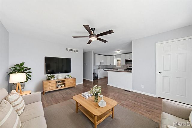 3005 Matlock Drive, Florissant, MO 63031