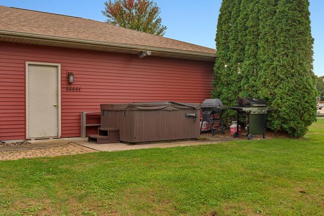 W7844 Windmill STREET, Holmen, WI 54636