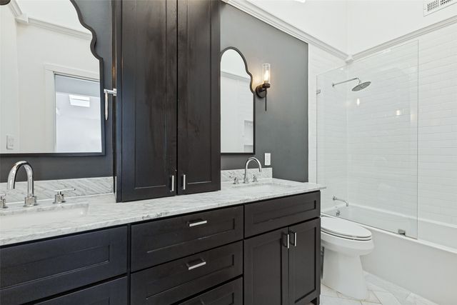 8723 Glencrest Lane, Dallas, TX 75209