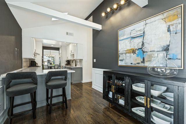8723 Glencrest Lane, Dallas, TX 75209