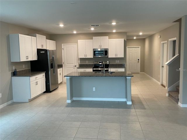 8879 PARSONS HILL BOULEVARD, Wesley Chapel, FL 33545