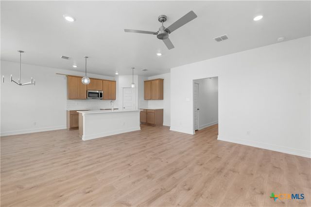 8721 Ponderosa Pine Road, Temple, TX 76502