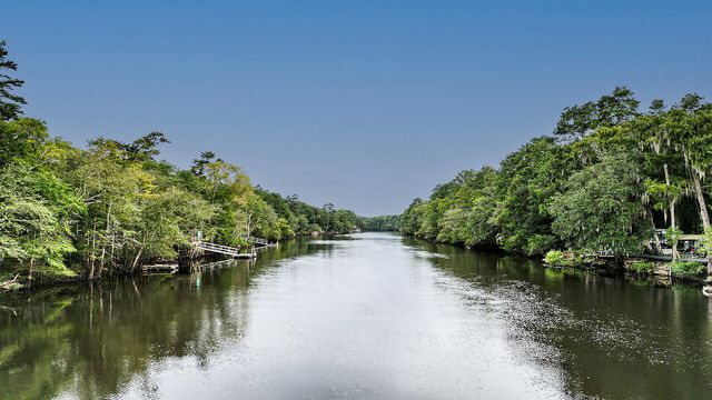 197 Hideaway Lane, Ridgeville, SC 29472