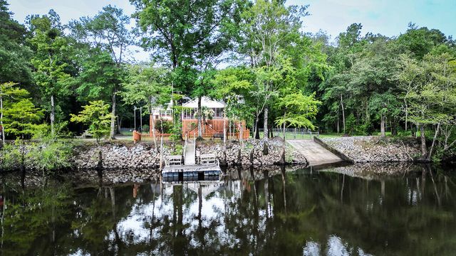 197 Hideaway Lane, Ridgeville, SC 29472