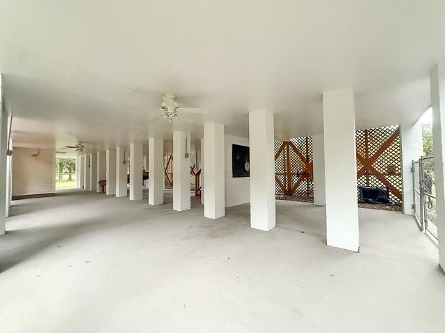 197 Hideaway Lane, Ridgeville, SC 29472