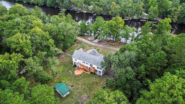 197 Hideaway Lane, Ridgeville, SC 29472