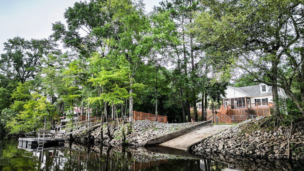 Image 11 of property listing at 197 Hideaway Lane, Ridgeville, SC 29472