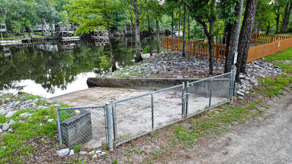 Image 13 of property listing at 197 Hideaway Lane, Ridgeville, SC 29472