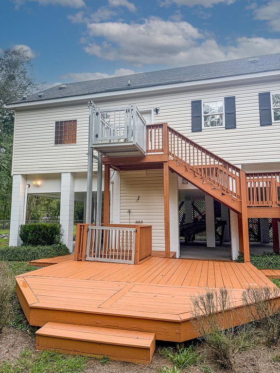 Image 14 of property listing at 197 Hideaway Lane, Ridgeville, SC 29472