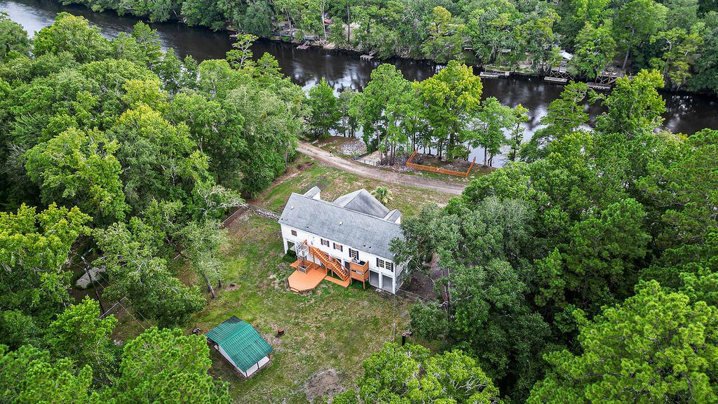 Image 98 of property listing at 197 Hideaway Lane, Ridgeville, SC 29472