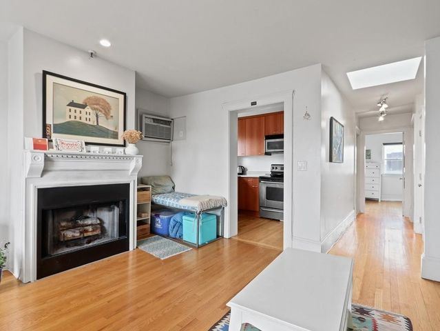 492 Massachusetts Ave 73, Boston, MA 02118